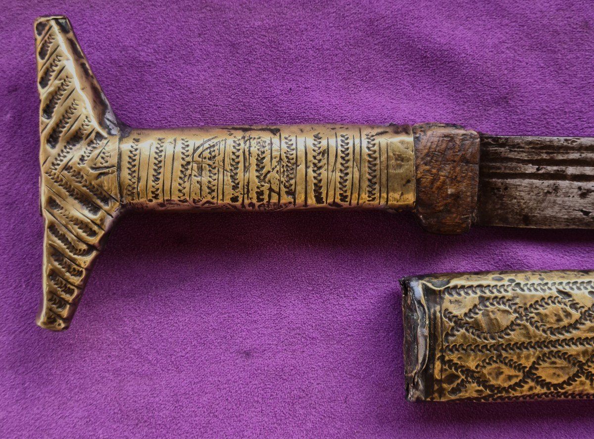 Large Moroccan Berber Cutlass Type "sboula" 19th-photo-3