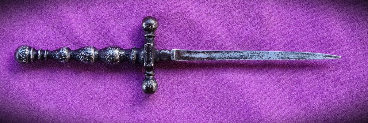 Stylet Italien 17ème, Poignée Gravée-photo-2