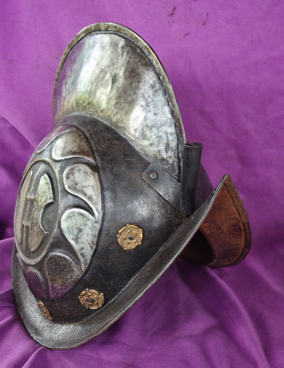 Morion Germanique "Blanc et Noir" -photo-4