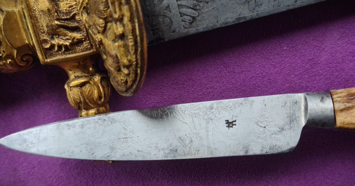 Dague de chasse de luxe HIRSCHFÄNGER lame gravée, monture bronze doré-photo-1