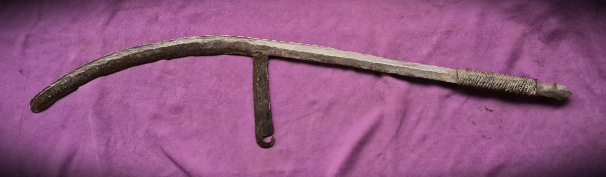Large Antique Throwing Knife From Chad. Sara, Joualland-meynier Mission-photo-2