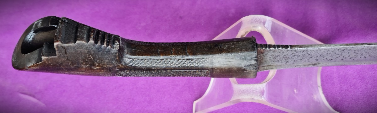 Big Size Indonesian Saber Known As "klewang" 19th Century-photo-1