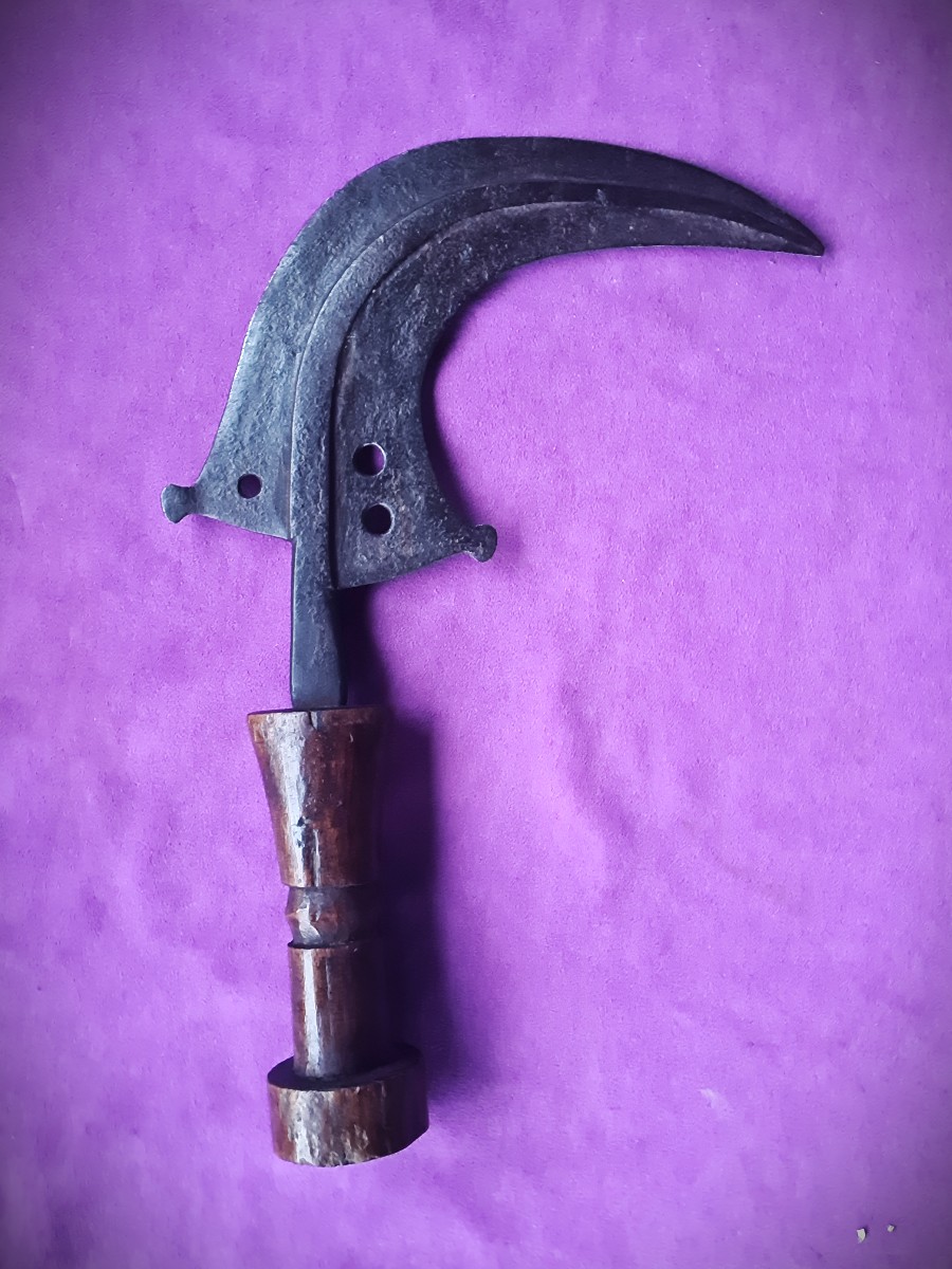 couteau faucille Mangbetu, dit "Troumbash" RDC,  circa 1905