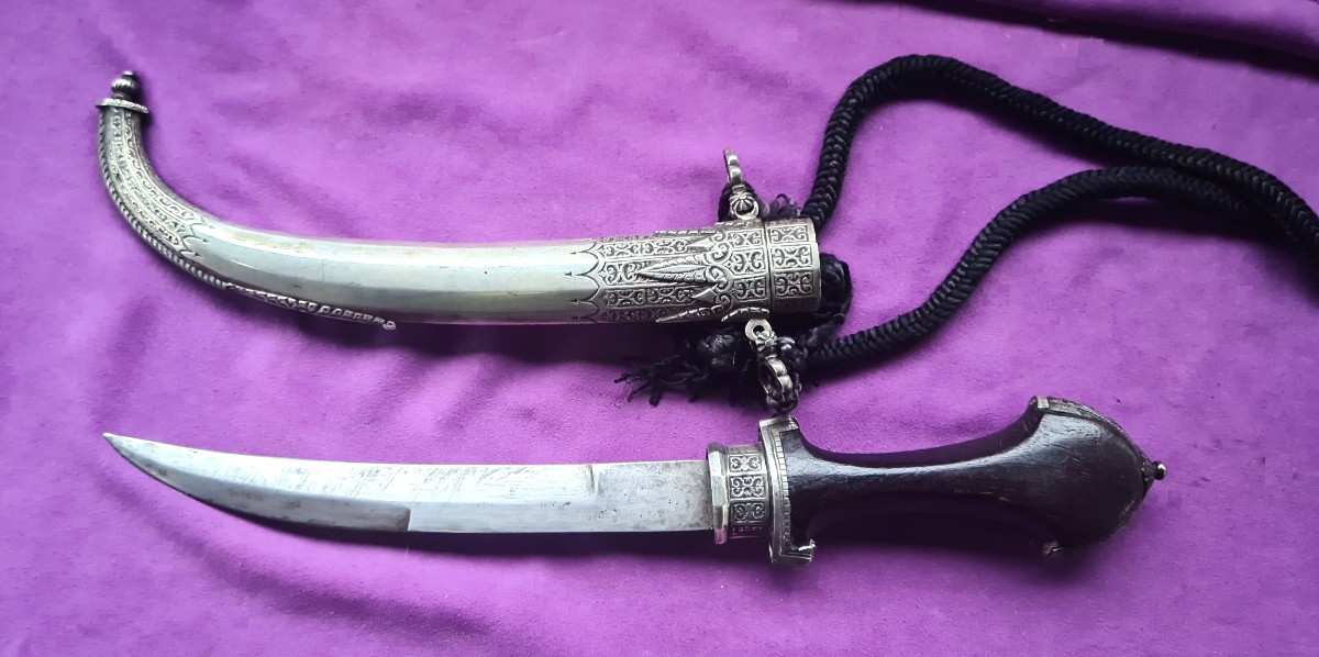 Koummya marocaine ancienne  finement ciselée .  Vers 1900-photo-2