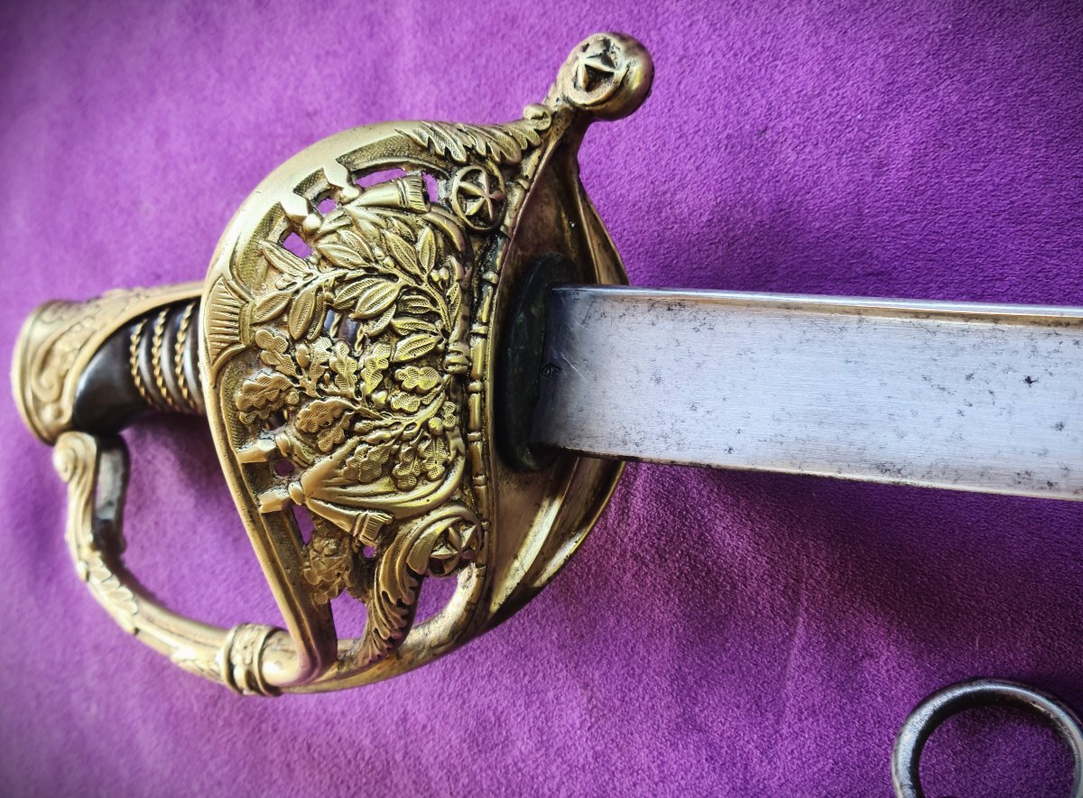 Sabre d'officier des" Chasseurs de Vincennes" -photo-3