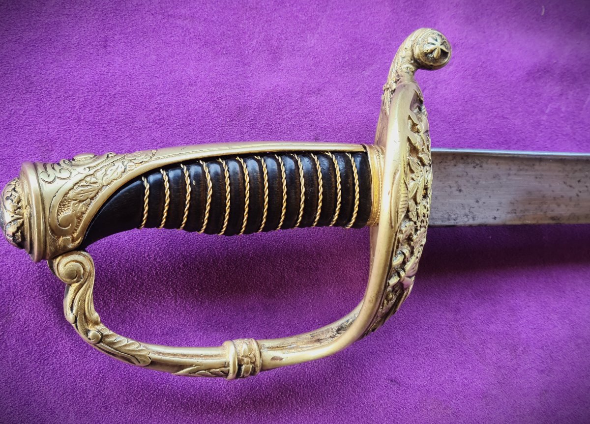 Sabre d'officier des" Chasseurs de Vincennes" -photo-3