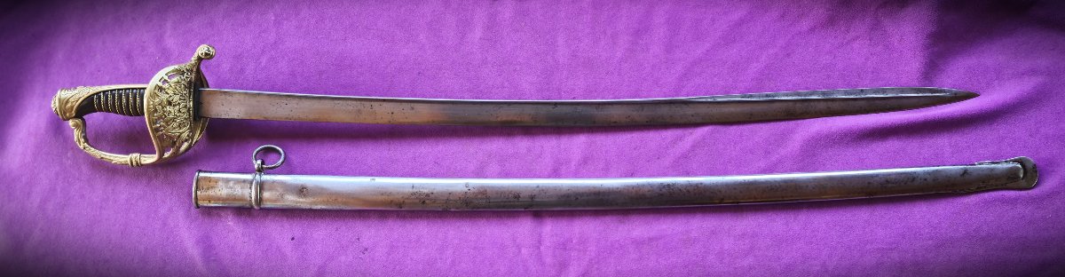 Sabre d'officier des" Chasseurs de Vincennes" 