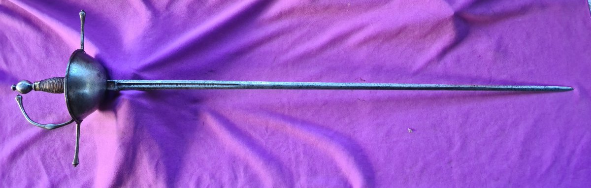 Rapière espagnole circa 1600, lame signée  Iohan Berns Solingen
