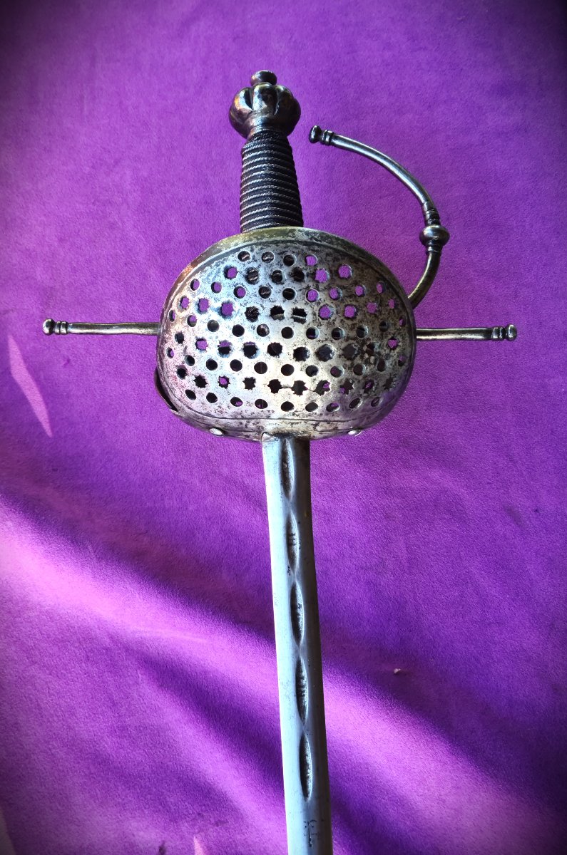 Northern European Rapier, Circa 1620-photo-7