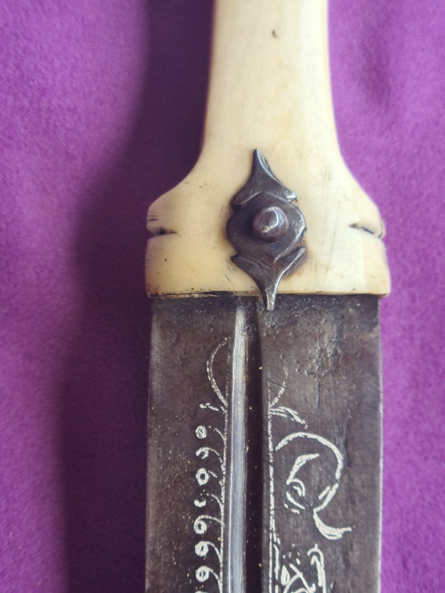 Kindjal Dagger From Dagestan, North Caucasus. Blade Inlaid With Silver-photo-4