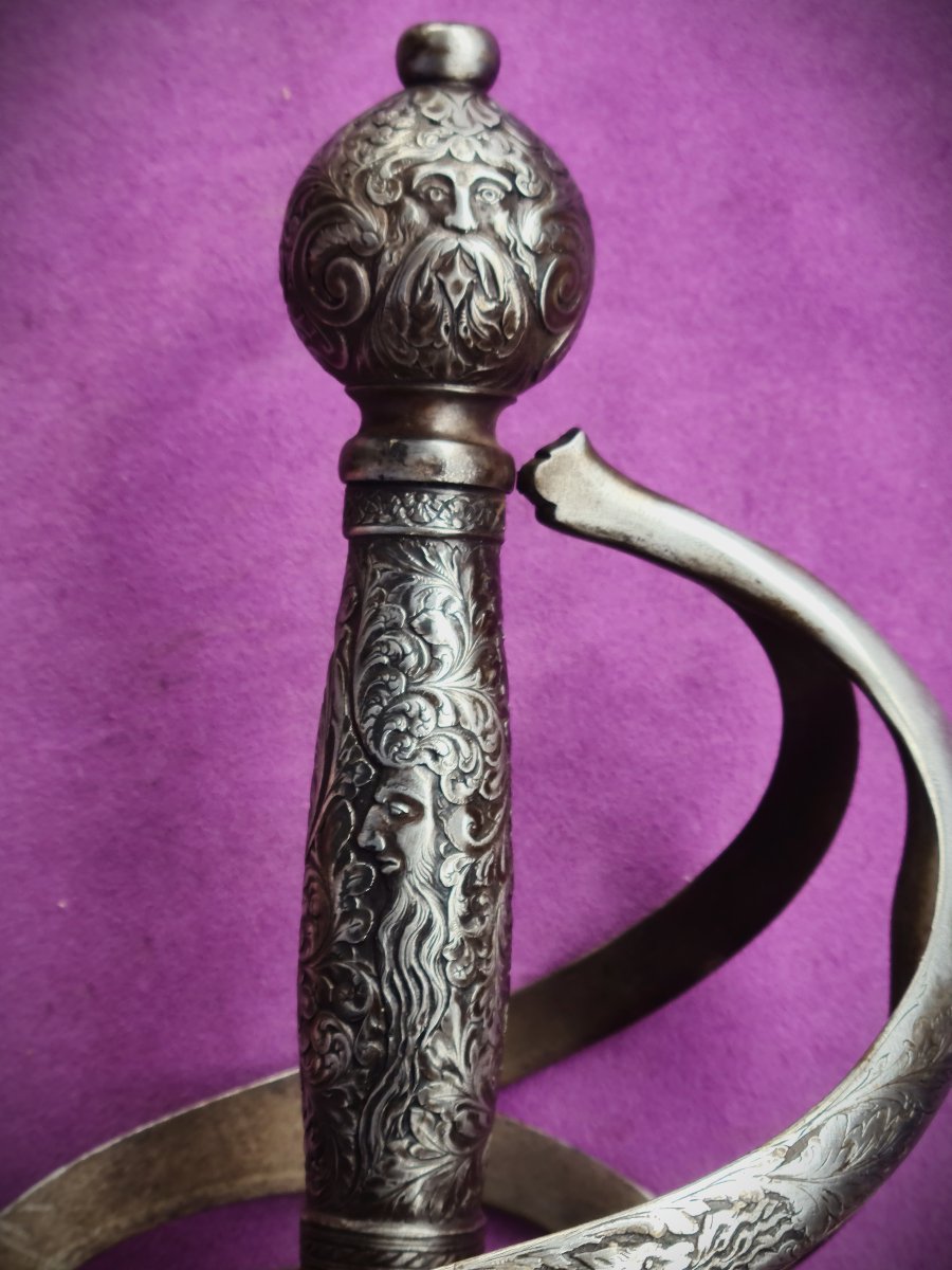 Grande Rapière d'Honneur ciselée ambidextre  (pour gaucher?) -photo-3