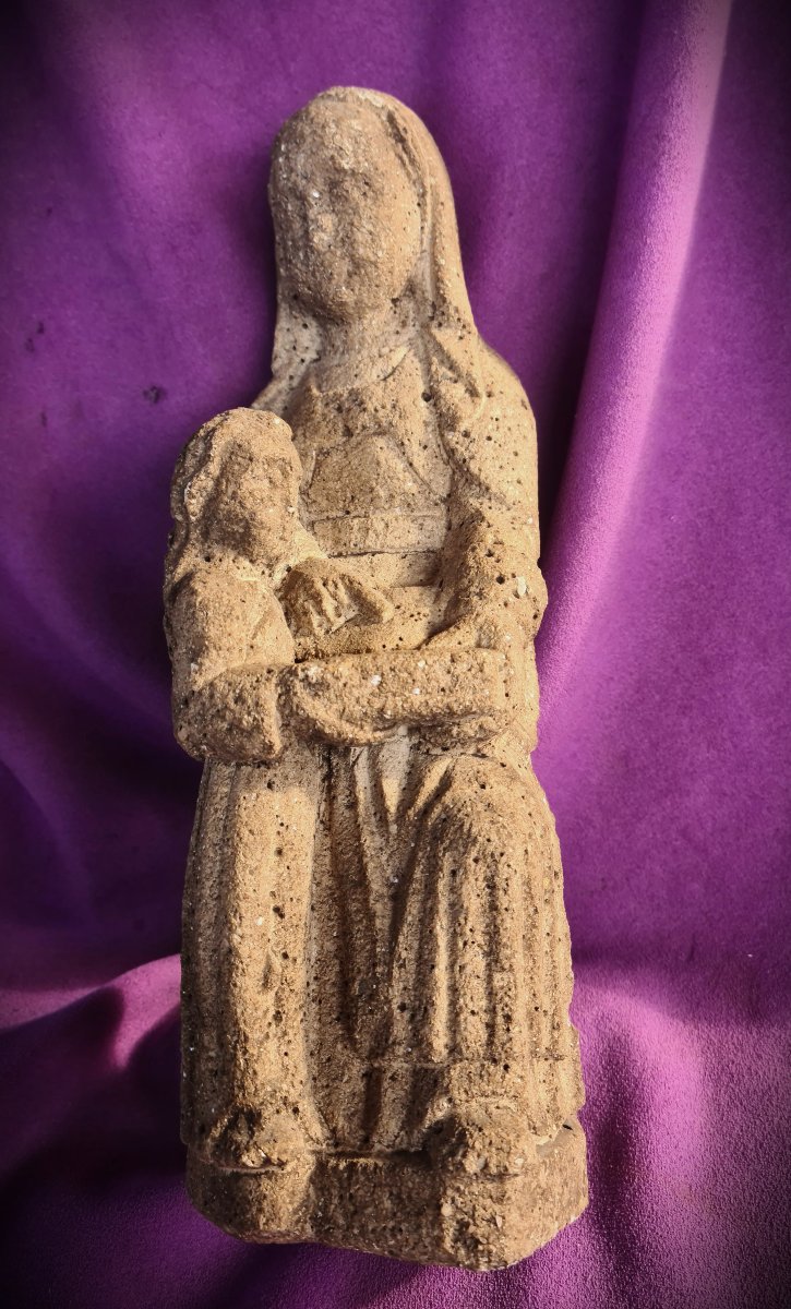 Statue en pierre de Sainte Anne éducatrice 