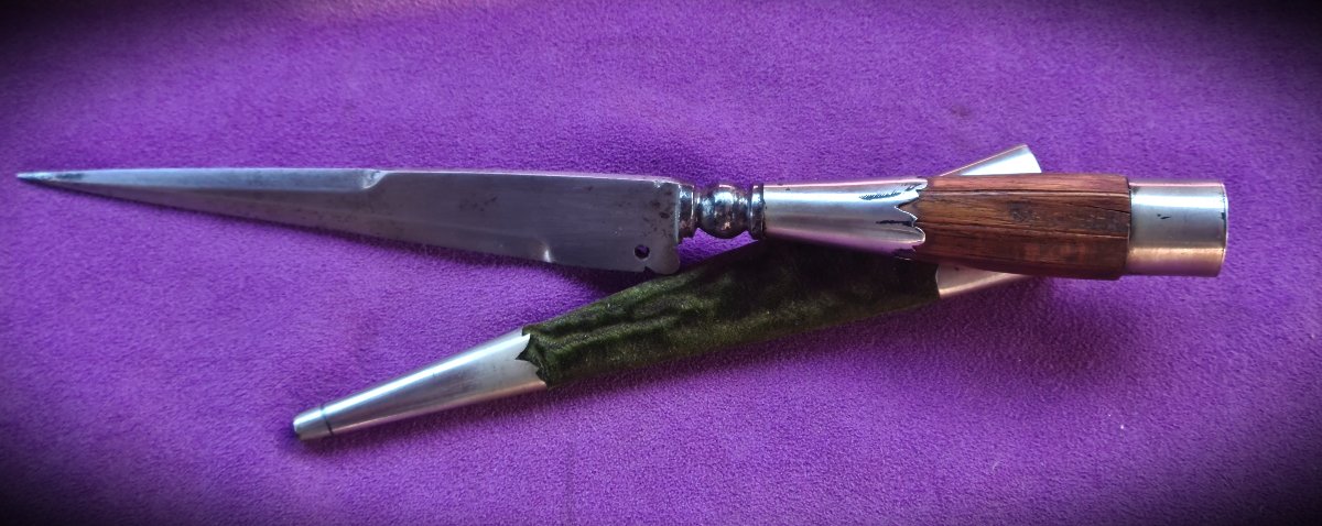 Traditional Stiletto From Corsica