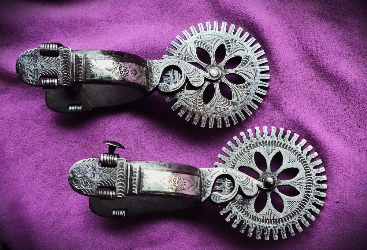 Paire d'éperons de "Charro" Mexique 19ème