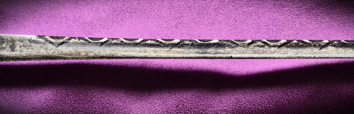 Italian Stiletto Dagger, Signed-photo-6