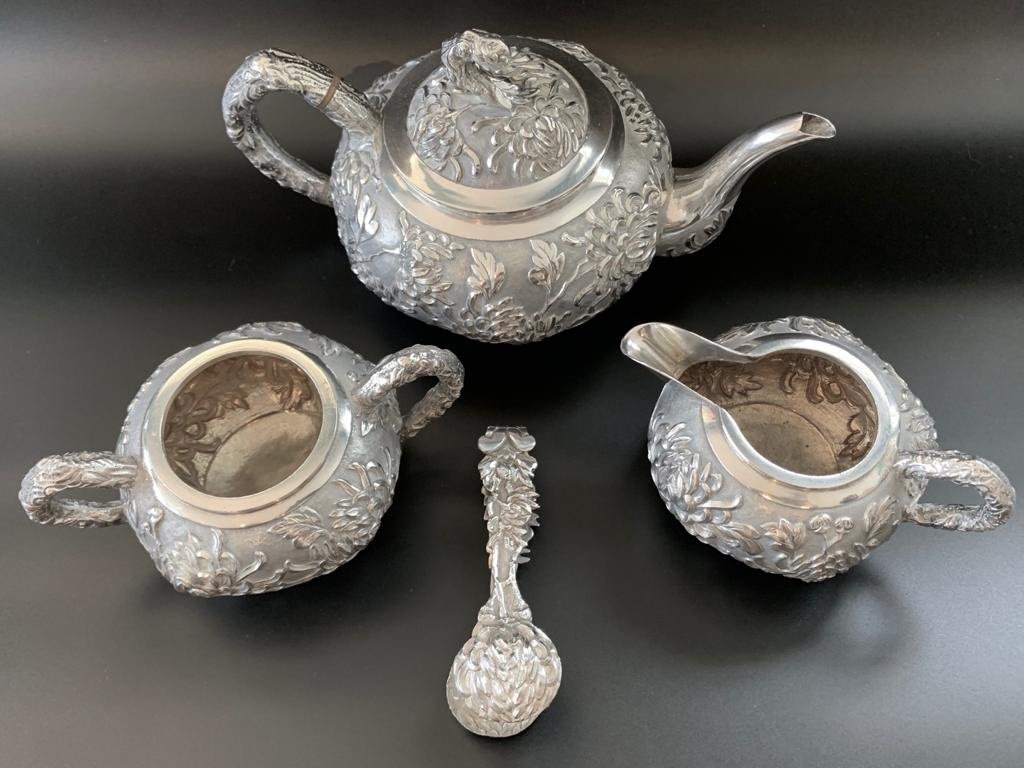Very fine Chinese Silver Export 3-piece Tea set, circa 19th century by Luen Wo-photo-1