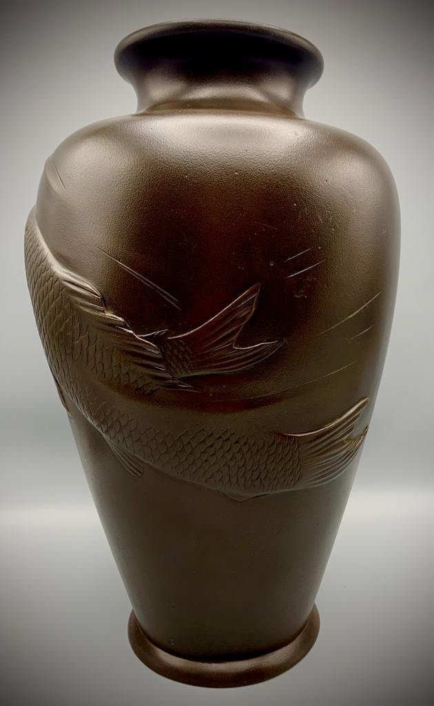 Un vase en bronze de l'époque Taisho (1912-1926) / Bronze Vase Taisho Era, Early 20th Century-photo-3