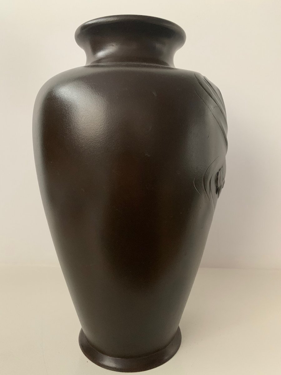 Un vase en bronze de l'époque Taisho (1912-1926) / Bronze Vase Taisho Era, Early 20th Century-photo-1