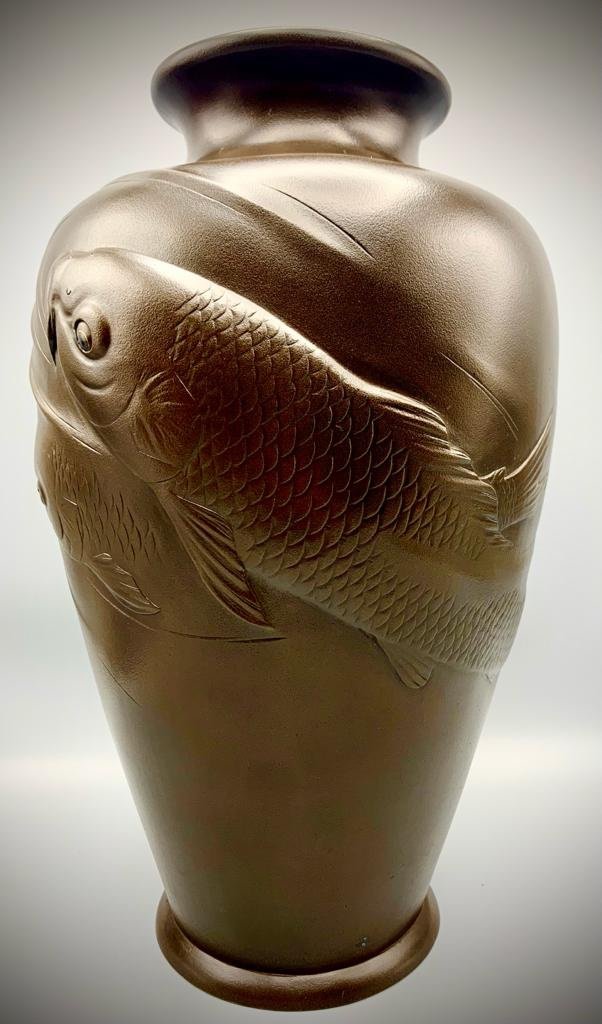 Un vase en bronze de l'époque Taisho (1912-1926) / Bronze Vase Taisho Era, Early 20th Century