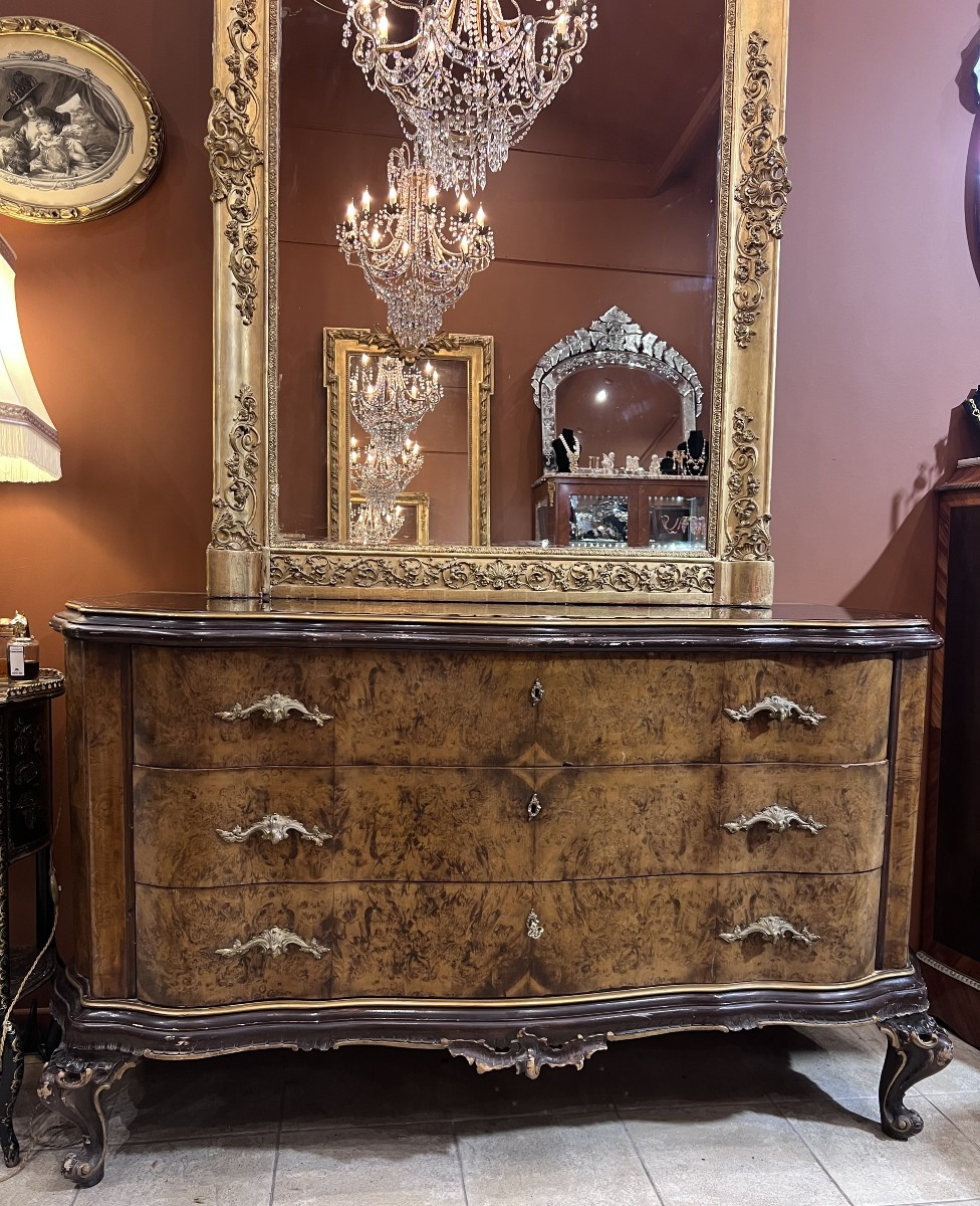 Grande commode italienne en noyer  du milieu du XX siècle.-photo-2