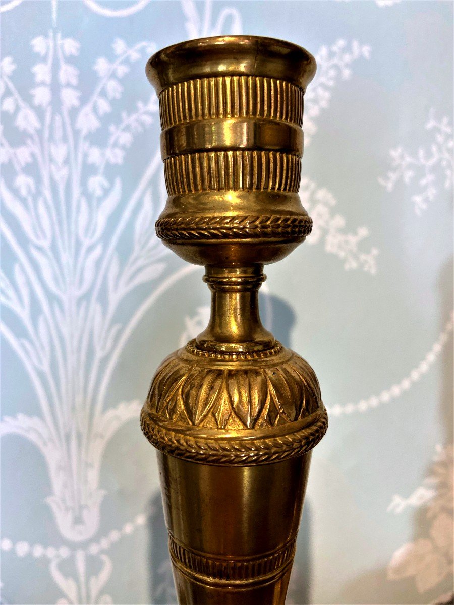 Paire De Bougeoirs Louis XVI En Bronze Dore d'époque XVIII Siècle-photo-1