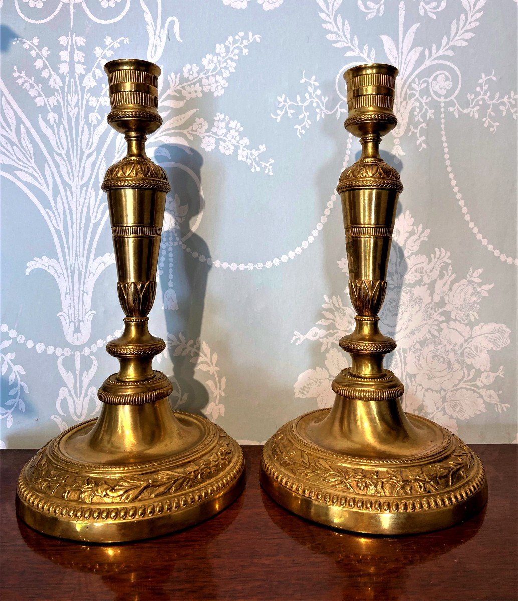 Paire De Bougeoirs Louis XVI En Bronze Dore d'époque XVIII Siècle