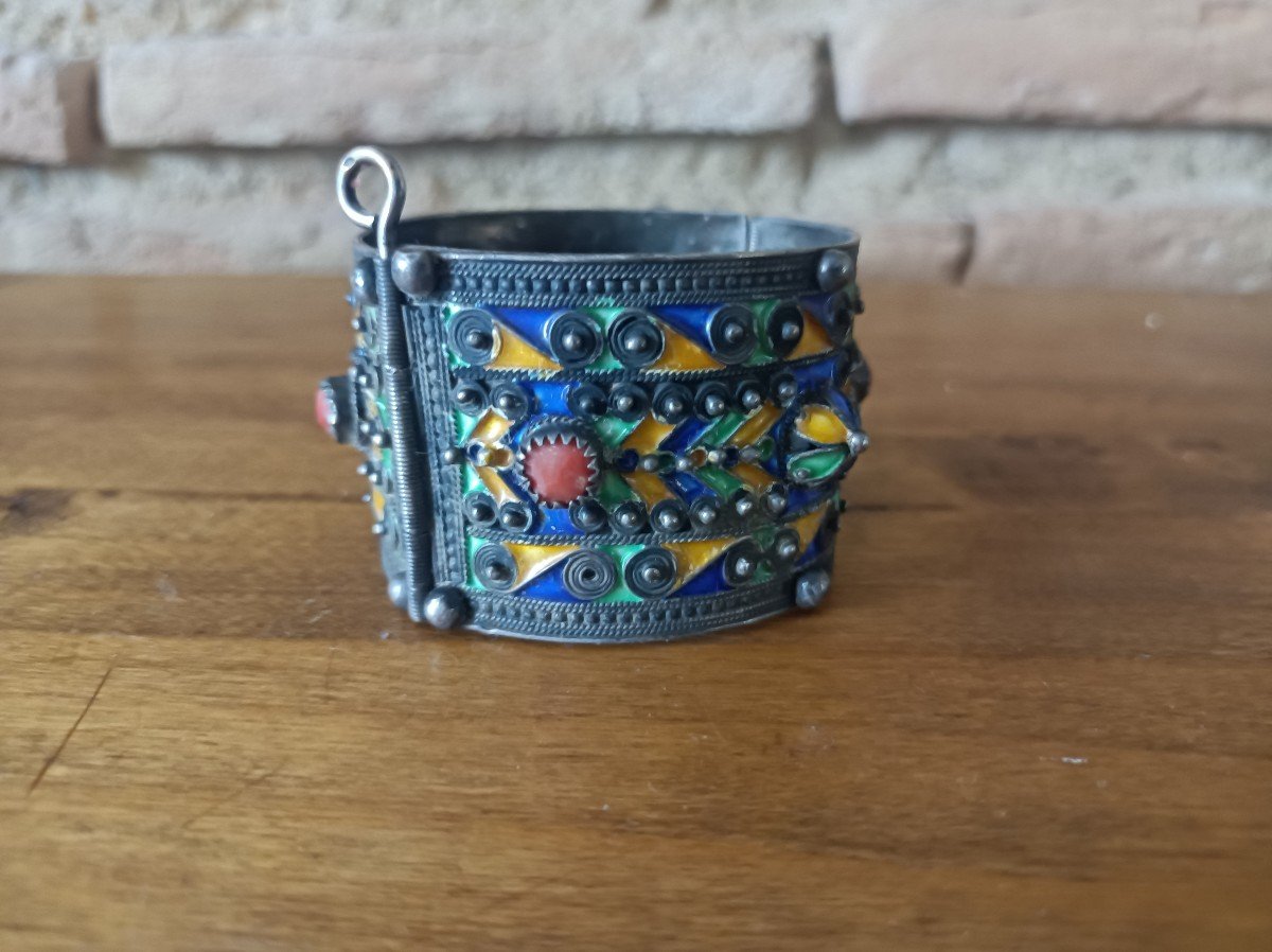 Béni Yenni Bracelet In Kabyle Berber Silver, Coral And Cloisonné Enamel 19th Century-photo-2
