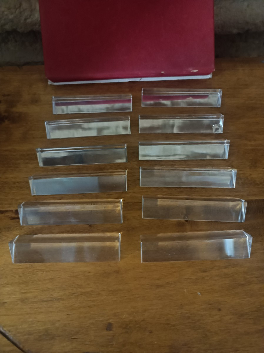 Baccarat 12 Crystal Knife Rests, Triangular Shape, Stamped