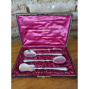 Service à Mignardises  Petits Fours,  Argent Minerve  XIXe