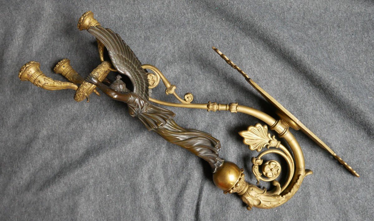 Importante Torchère Empire En Bronze doré à Deux Patines, Victoire Ailée, Thomire, XIXème-photo-2