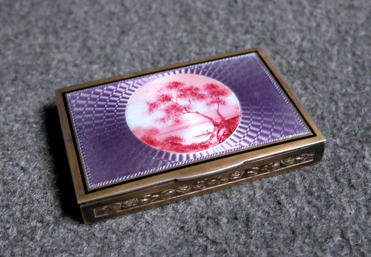 Box, Snuff Box In Enameled Silver Decorated With A Lake Landscape, 1900