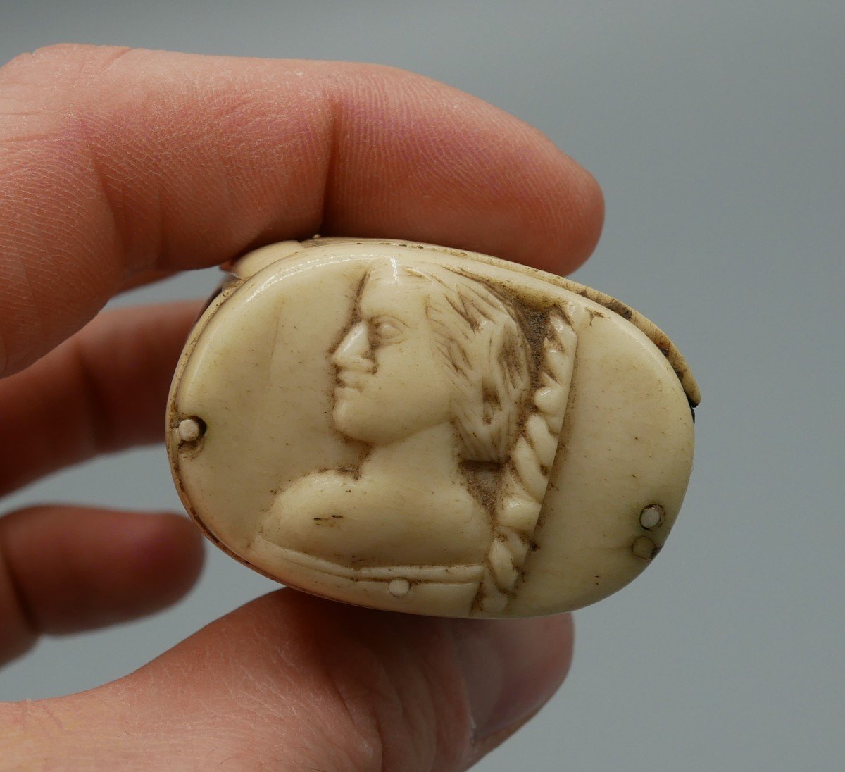 Bone Snuffbox, Figure Decor, Sailor's Work, Pontoon Work, 19th Century-photo-1