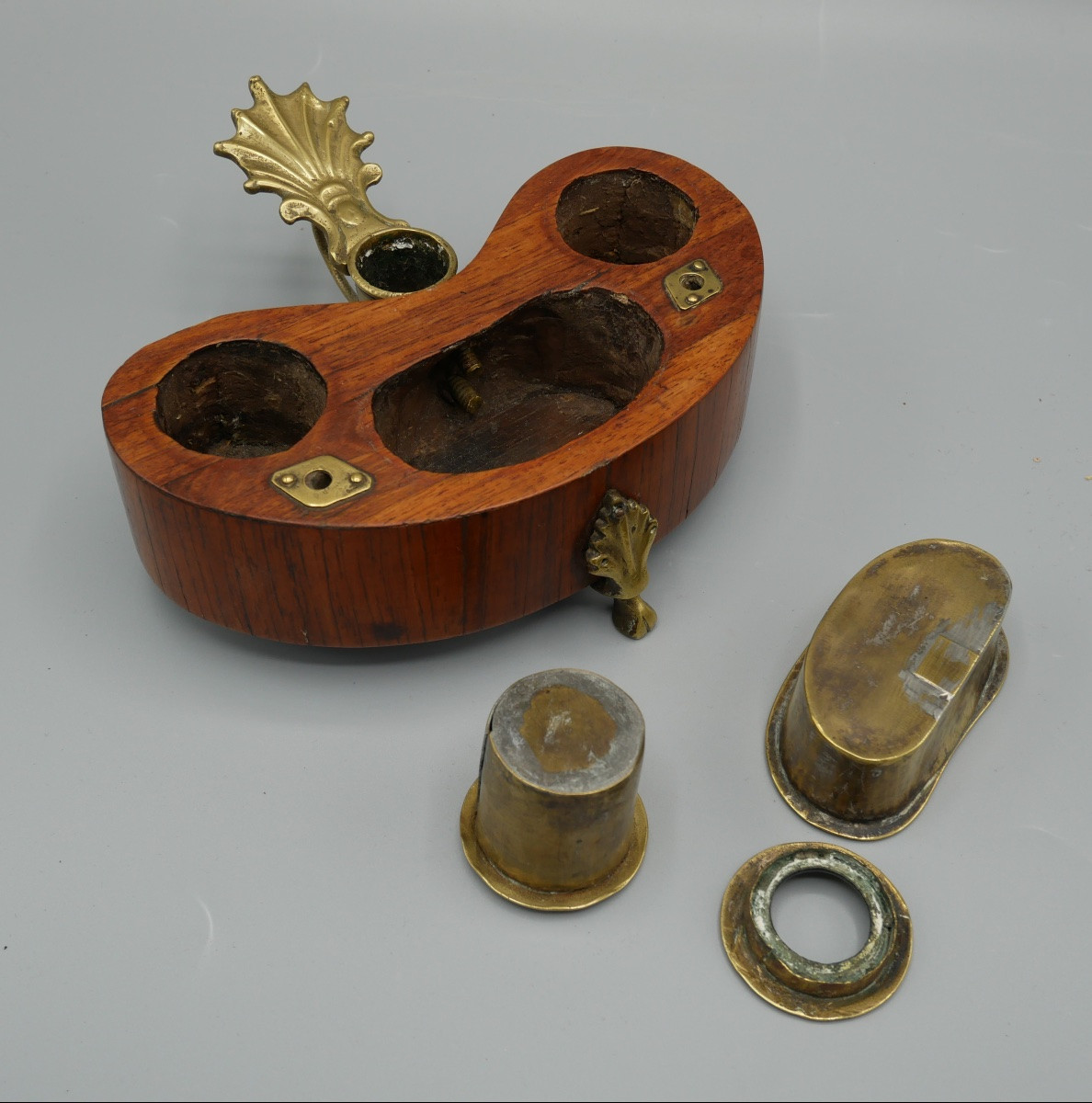 Encrier, Bougeoir Louis XV Rognon, en Bois et Bronze, XVIIIème siècle-photo-2