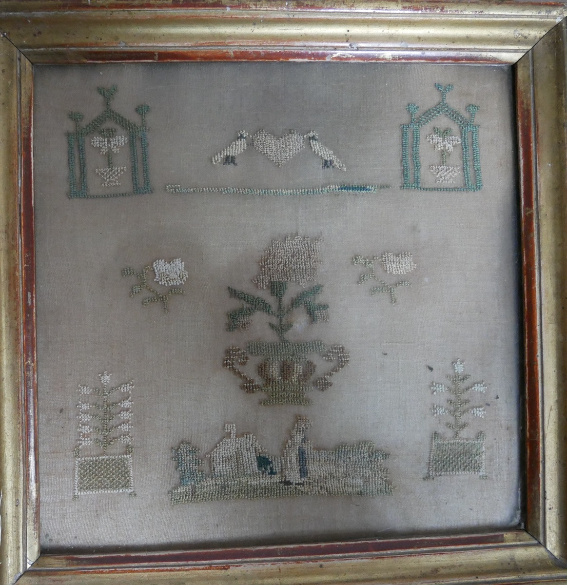 Paire de Travaux en Broderie sous cadre, Oiseaux, Fleurs, XIXème siècle-photo-2