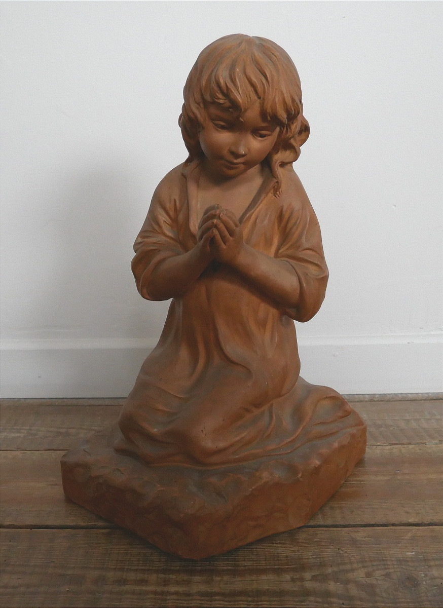 Sujet en terre cuite, Enfant en Prière, Giradet, 1900