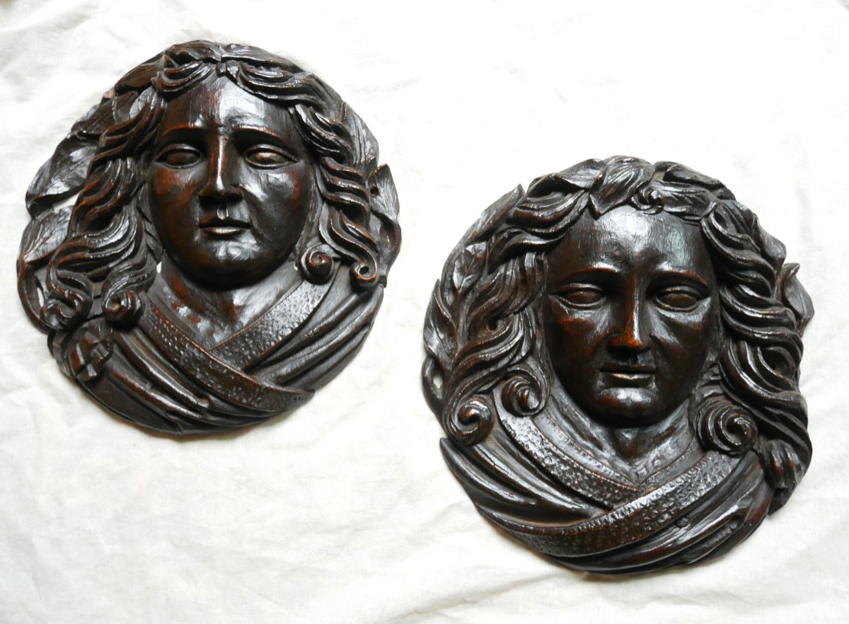 Pair Of Carved Wood Medallions, Faces, 18th, 19th Century