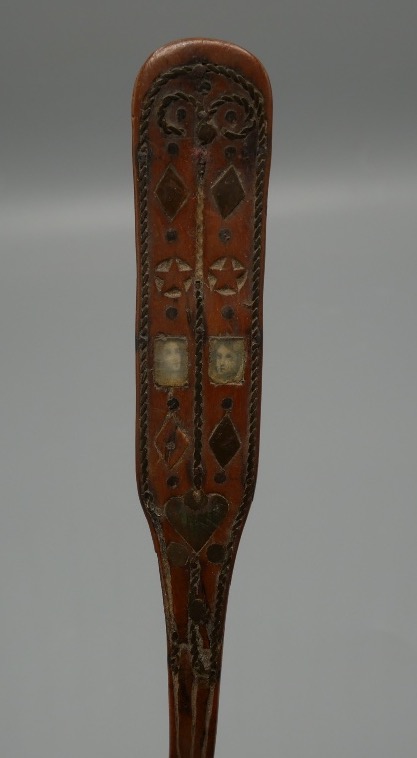Cuillère de Mariage Bretonne en Bois Sculpté et Incrustations, Bretagne, XIXème siècle-photo-1