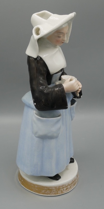 Paris Porcelain Teapot, "religieuse," 19th Century-photo-1