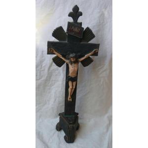 Crucifix Breton en Bois Sculpté Polychrome, Pays d'Auray, Bretagne, Art Populaire, XIXe