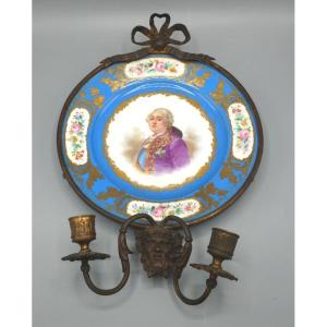 Sèvres, Porcelain Plate, Portrait Of Louis XVI, Bronze Frame With Two Candleholders, 19th Century