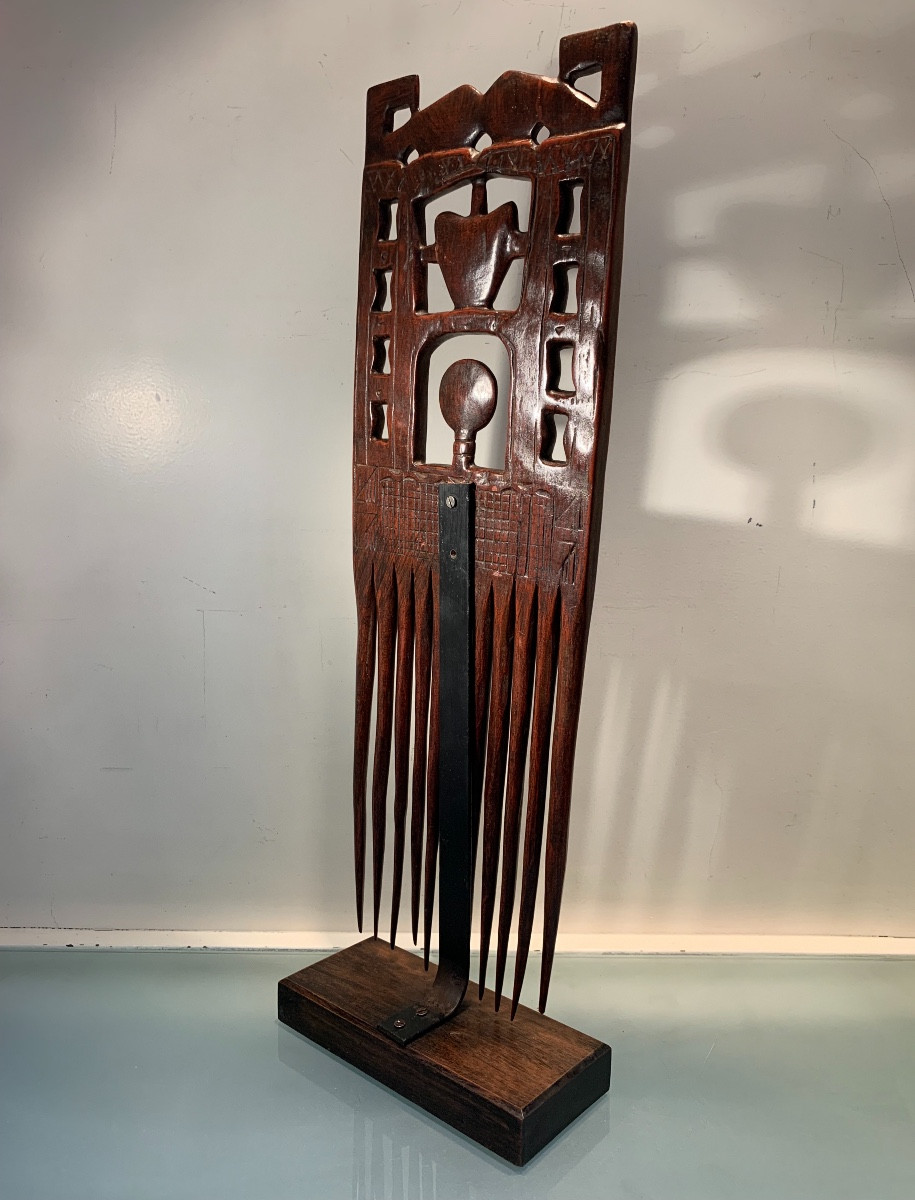 Ashanti Comb, Carved Wood, 20th Century-photo-1