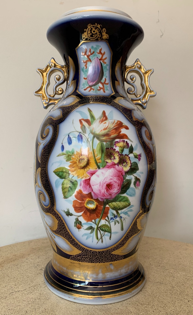 Bayeux Porcelain Vase With Handles, 19th Century