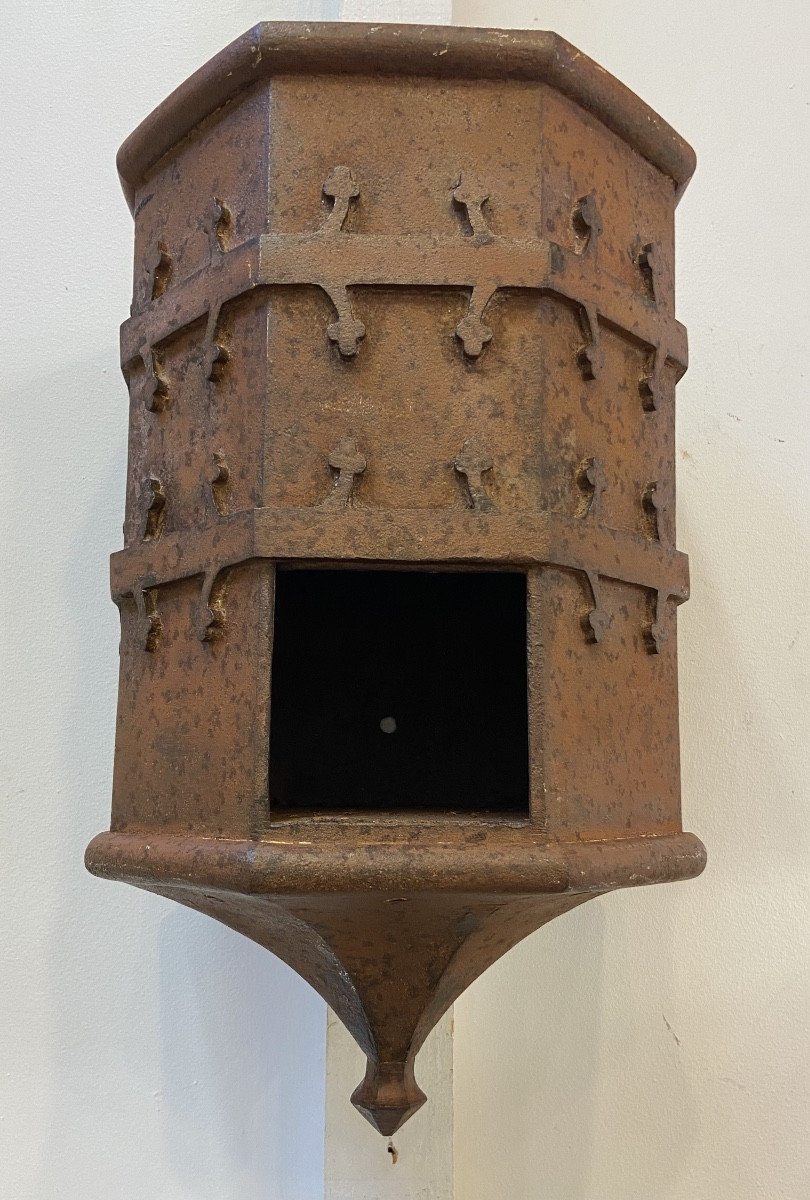 Tronc D'Eglise Néogothique, Fonte De Fer, Epoque XIXe