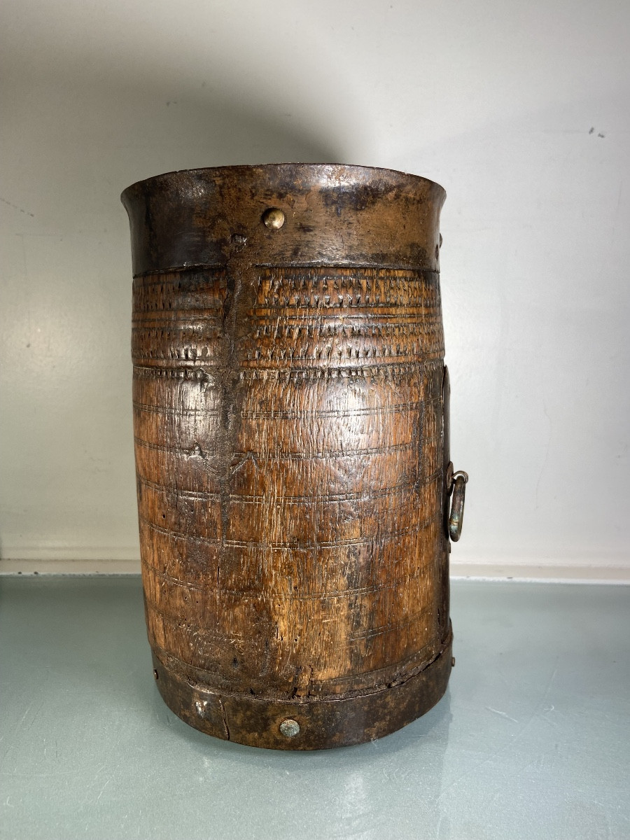 Asian Measuring Pot, Wood And Iron, 19th Century-photo-1