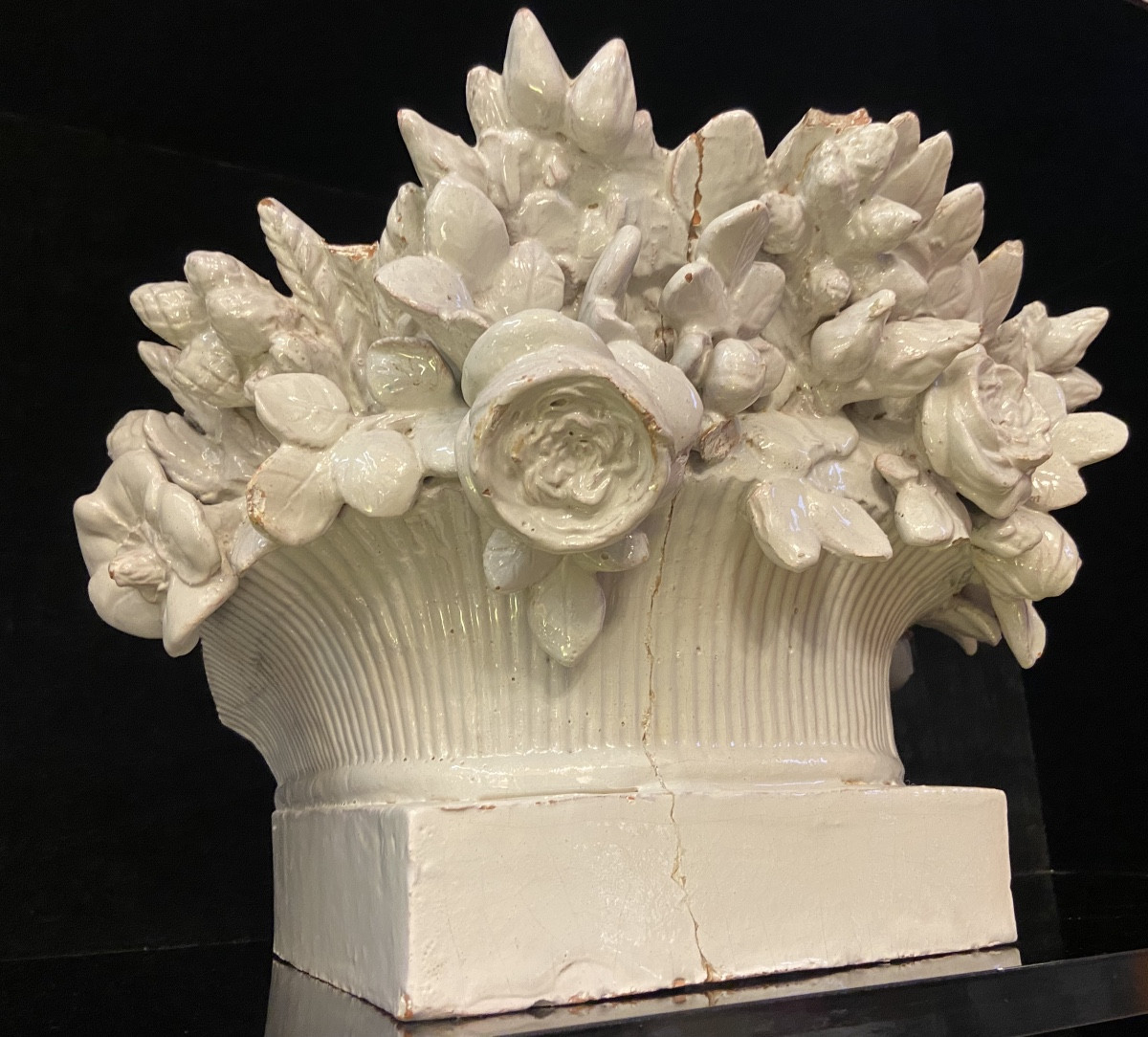 Couronne De Poele En Faïence Blanche, Epoque XIXe-photo-3