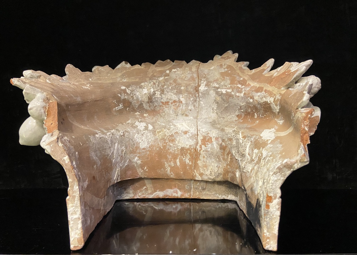 Couronne De Poele En Faïence Blanche, Epoque XIXe-photo-2