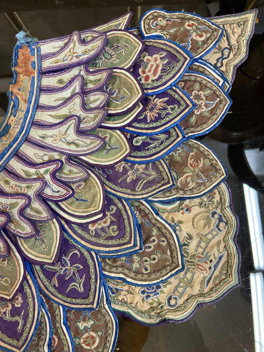 Embroidered Silk Cloud Collar, China, Late 19th Century-photo-2