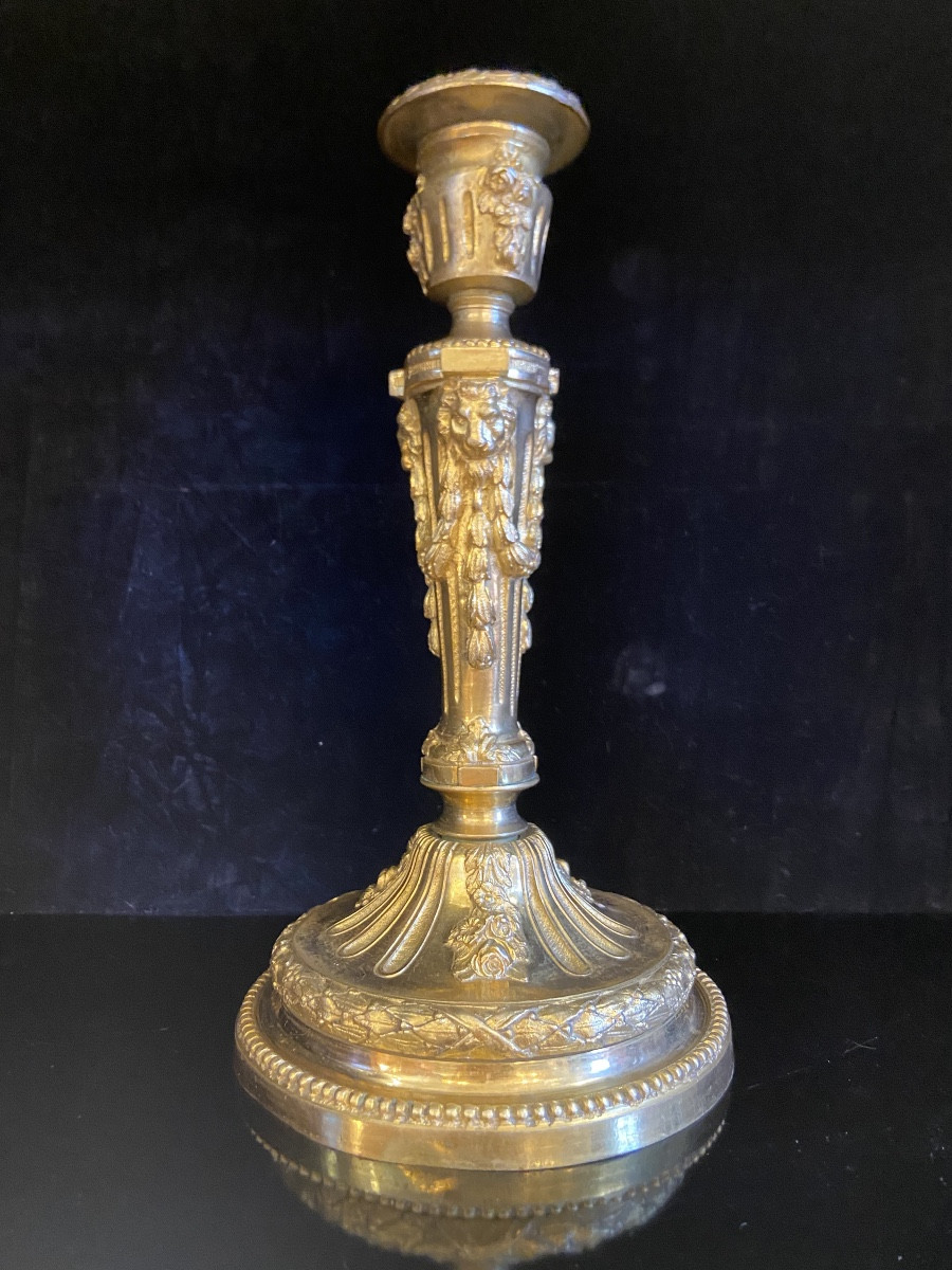 Bougeoir En Bronze Doré Aux Têtes De Lion De Style Louis XVI, Epoque XIXe