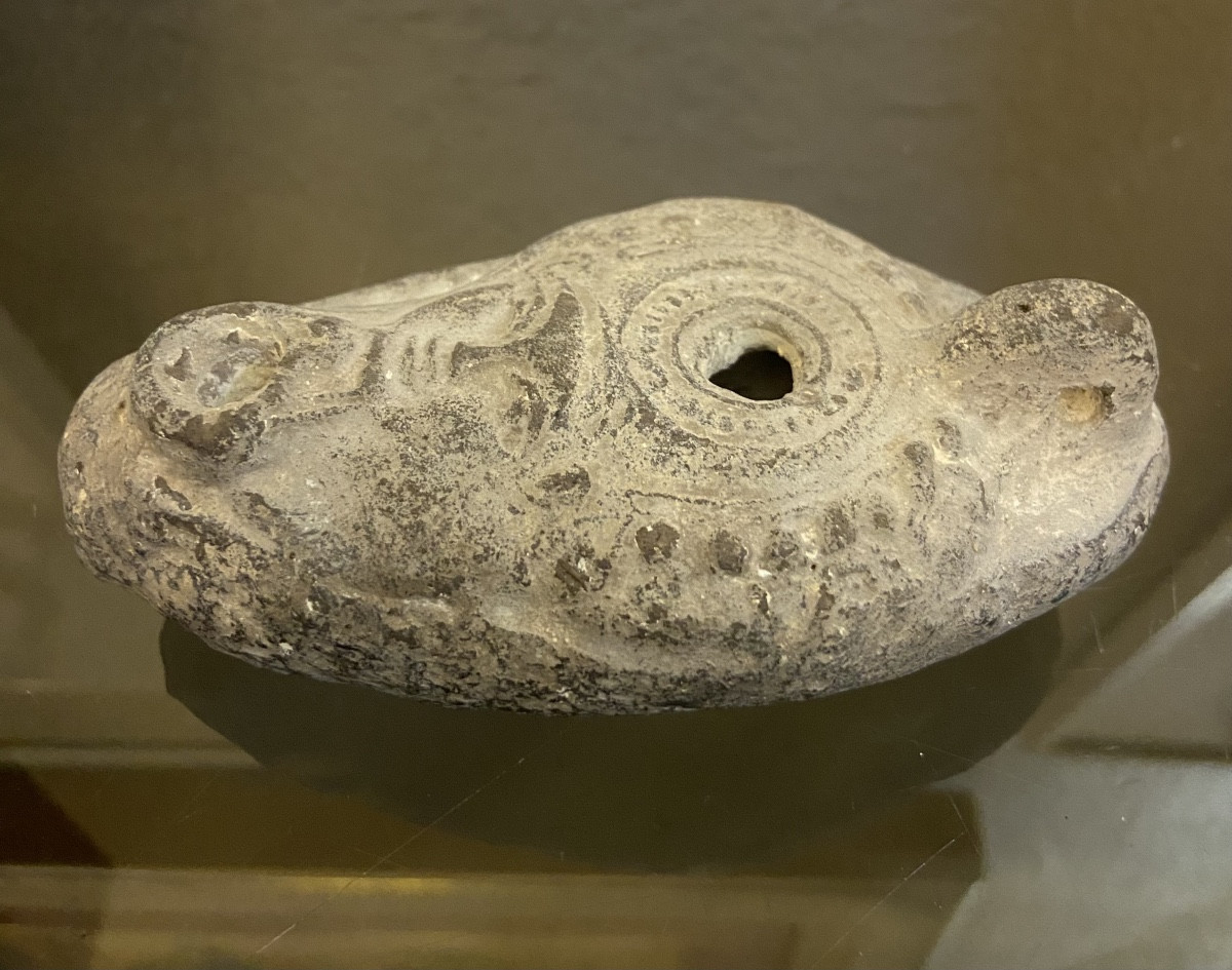 Terracotta Oil Lamp, Ptolemaic Egypt-photo-2