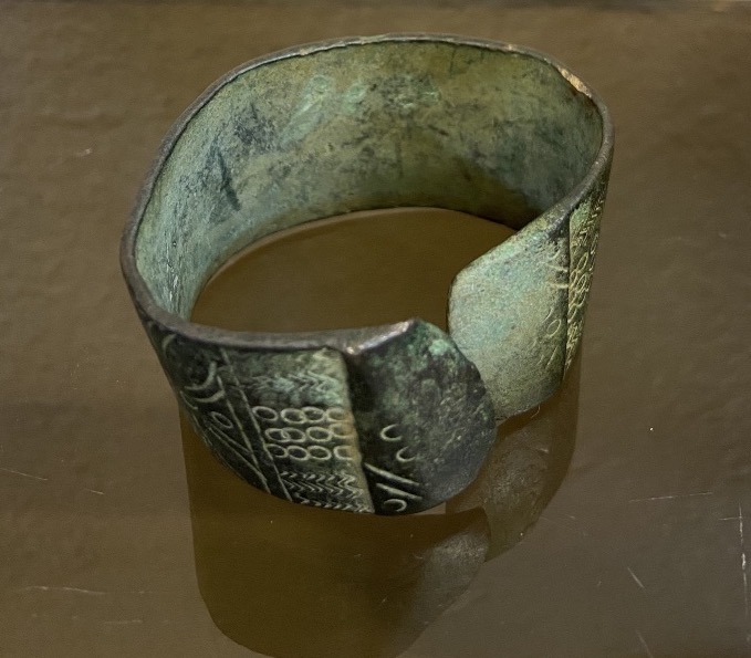 Bronze Bracelet, Antique Era-photo-3